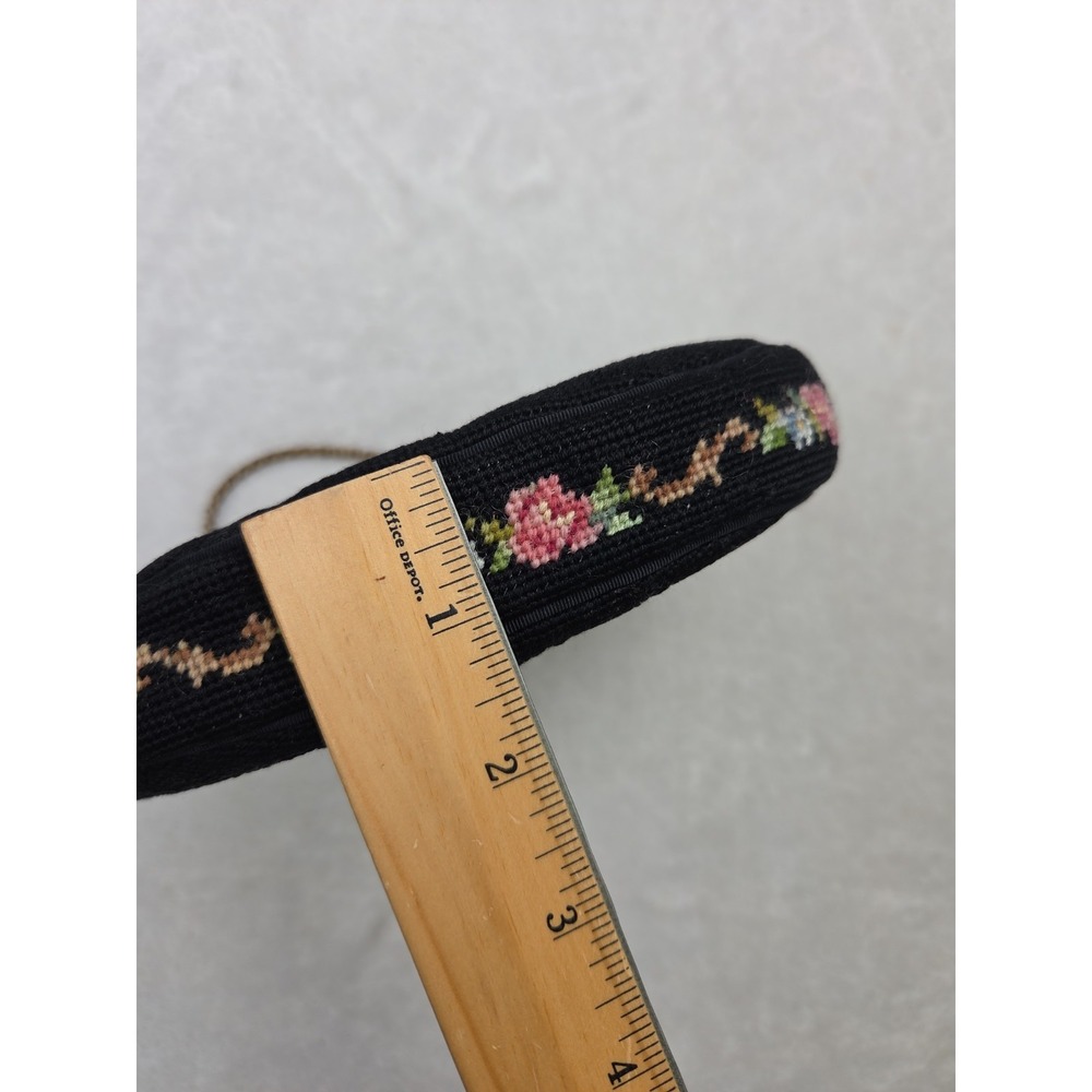 Vintage Handmade Needlepoint Petit Point Floral Hand Bag Purse Black Chain Strap - Picture 7 of 16